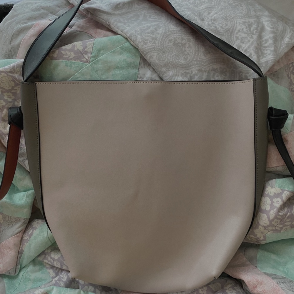 Leather gray tote bag